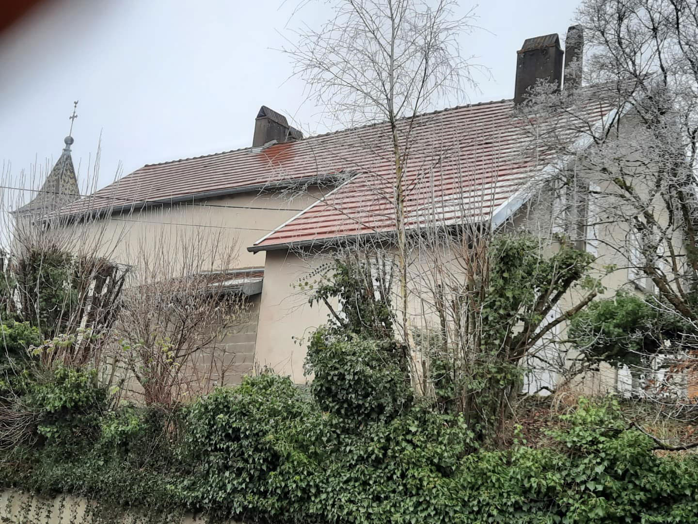 Charpente couvreur, zinguerie, rénovation et nettoyage toiture